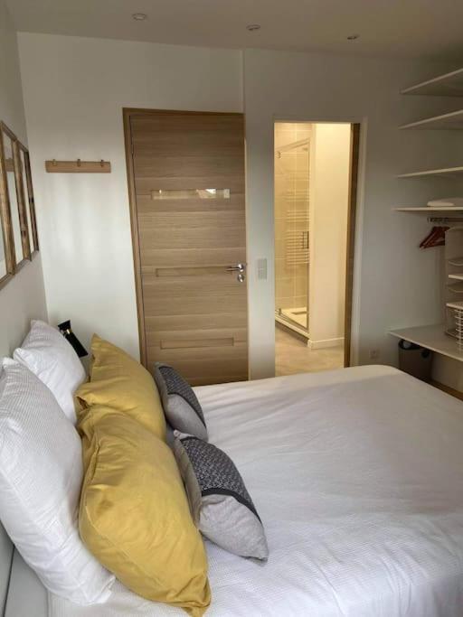 Le Kennedy 3 - Appartement Proche Hopital Châteauroux المظهر الخارجي الصورة